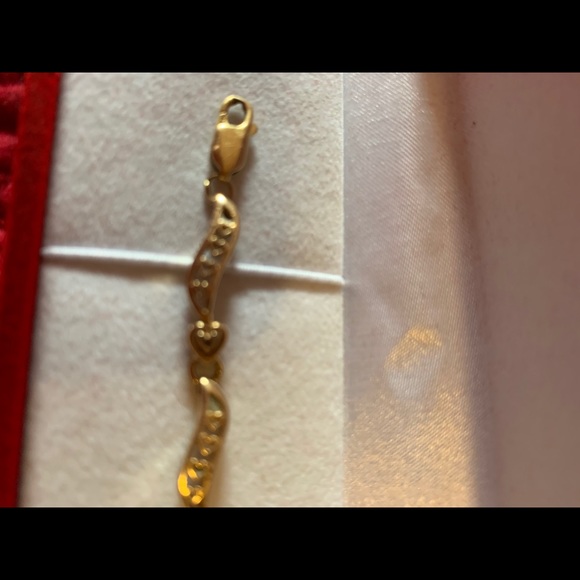 Estate 14k solid gold Filigree ❤️ bracelet. - Picture 3 of 8